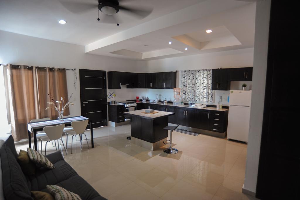 Casa Felicidad Apartment Плайя-дель-Кармен Екстер'єр фото